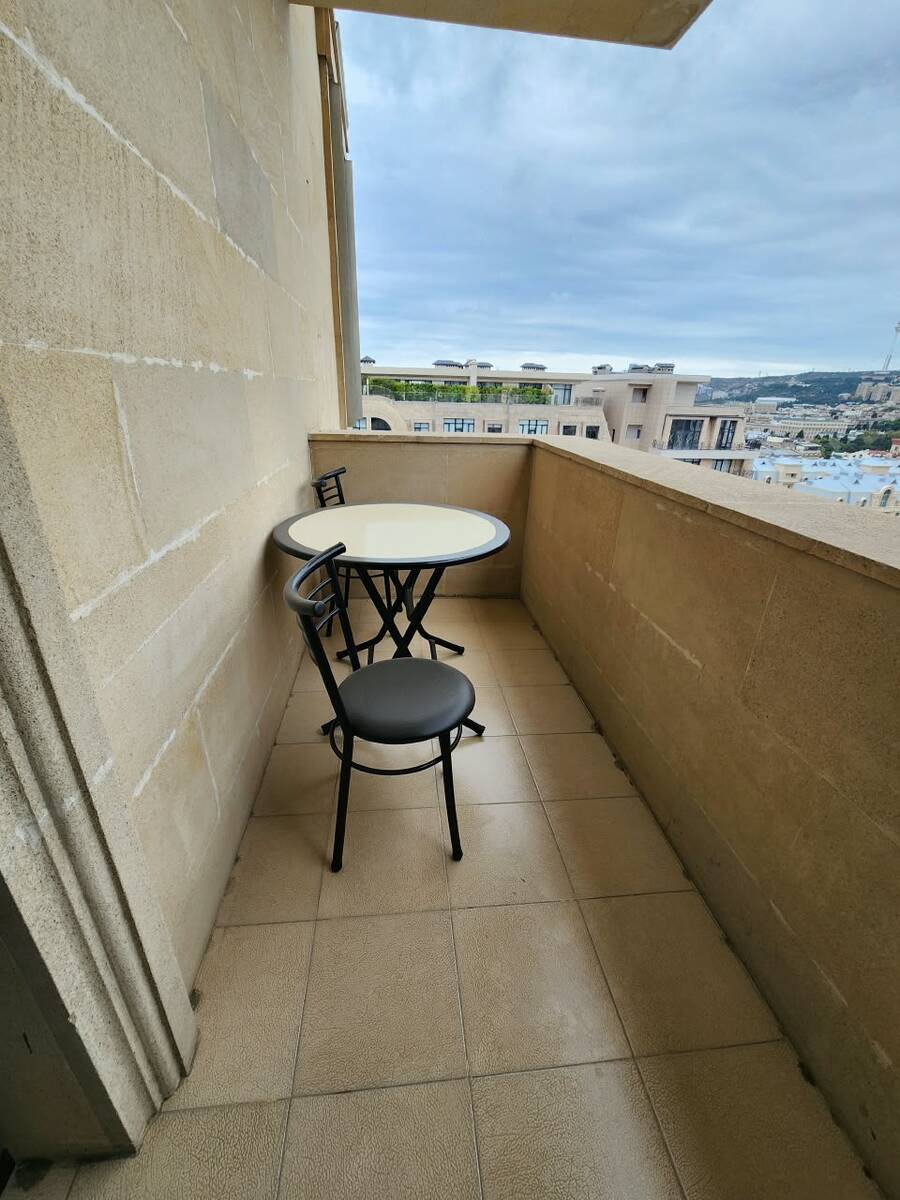 İcarəyə verilir 4 otaqlı yeni tikili 200 m² — Mənzil, Bakı (7)
