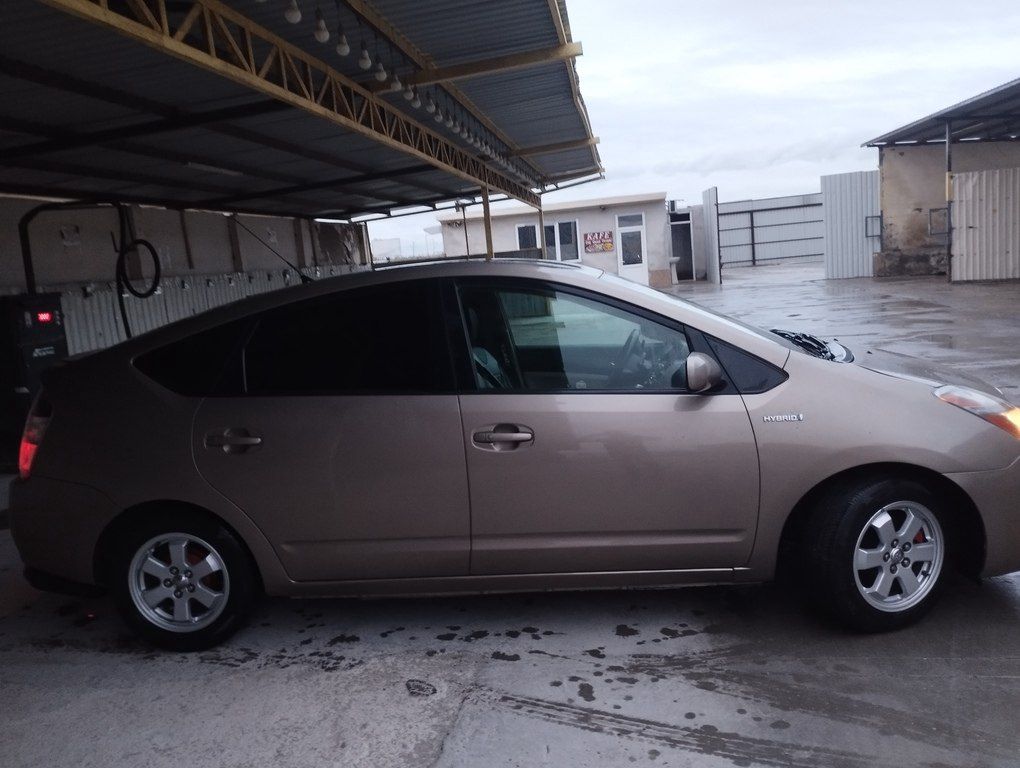 Toyota Prius, 1.5 L, 1.3 kWh, 2006 il, 393 000 km — Avtomobillər, Bakı (12)