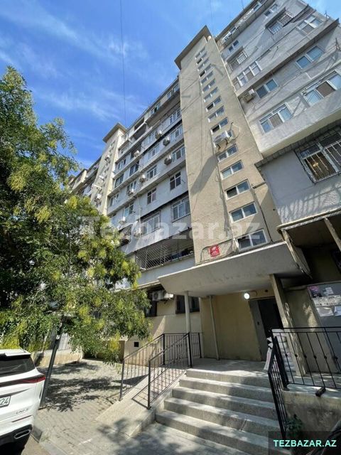 Əhmədli m\s Köhnə tikili Satılır — Bakı