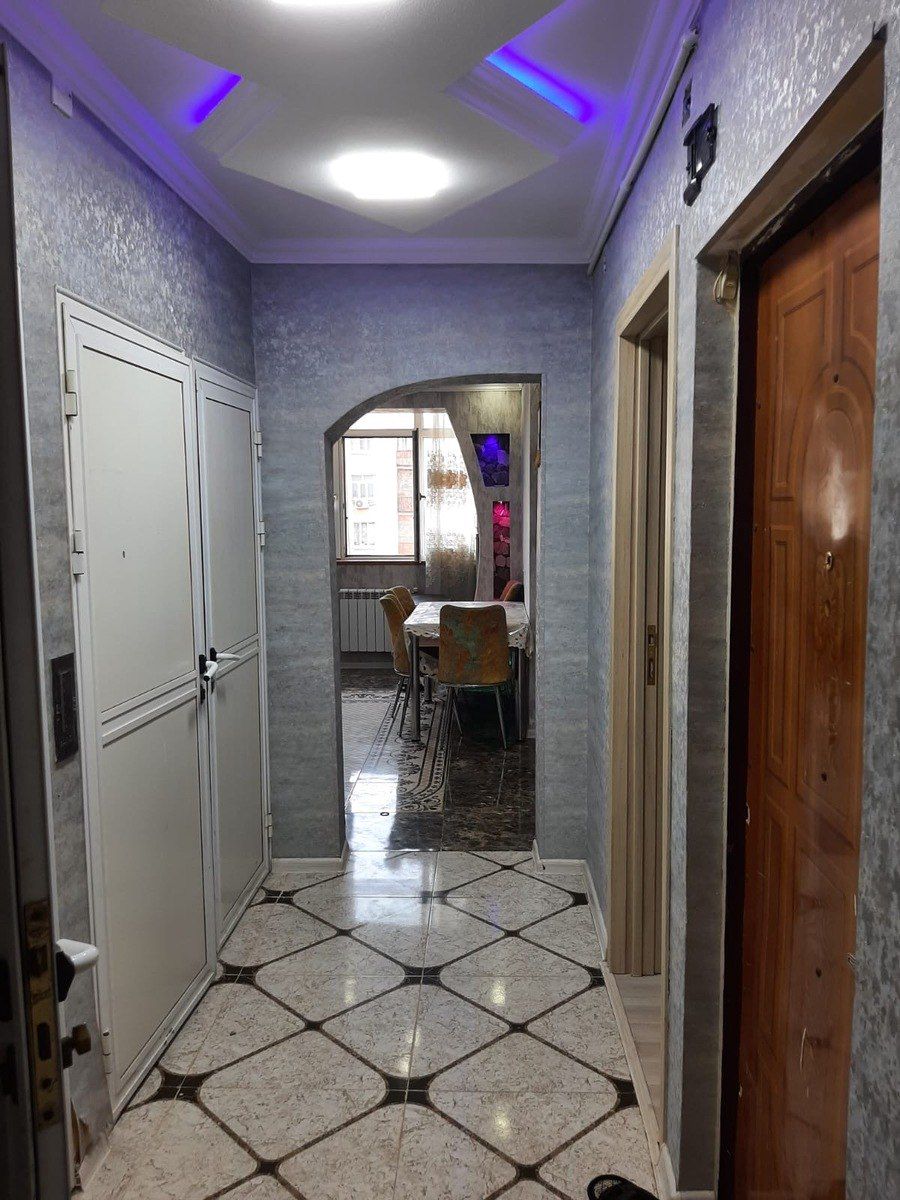 Satılır 2 otaqlı köhnə tikili 60 m² — Mənzil, Bakı (9)