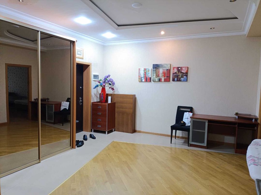 İcarəyə verilir 3 otaqlı yeni tikili 160 m² — Mənzil, Bakı (11)