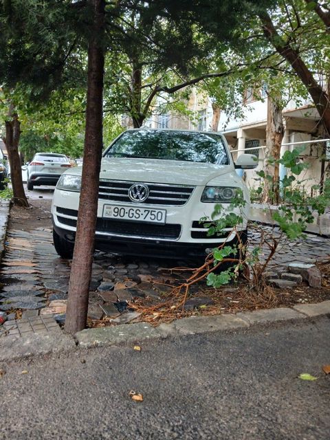 Volkswagen Touareg, 4.2 L, 2006 il, 181 000 km — Bakı