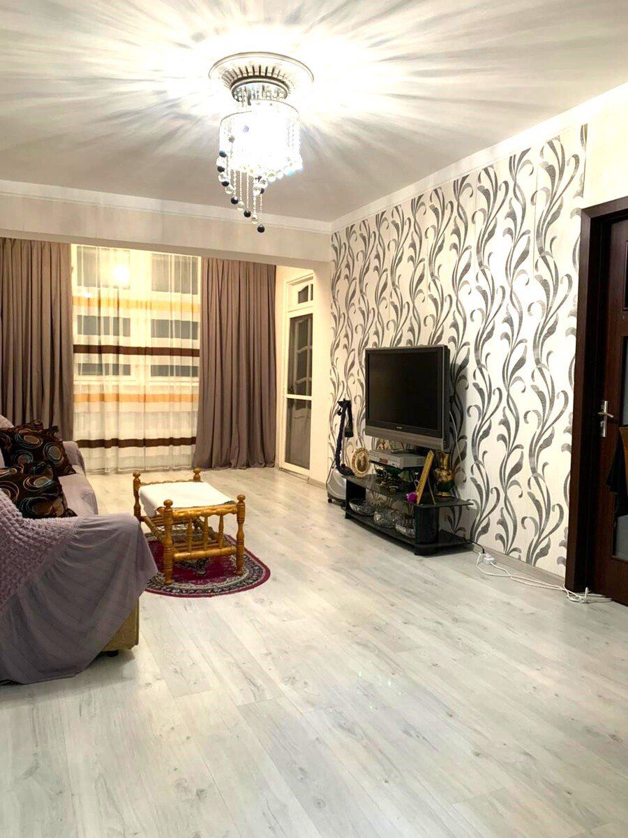 Satılır 3 otaqlı köhnə tikili 75 m² — Mənzil, Bakı (3)