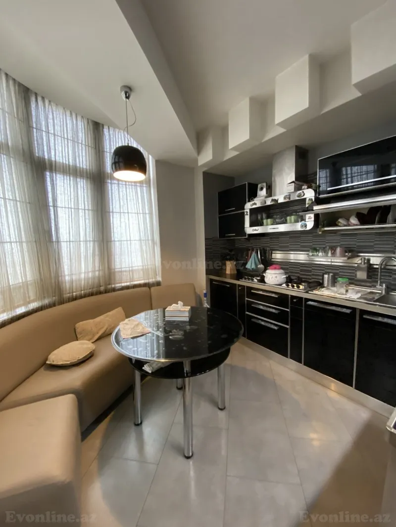 Satılır 4 otaqlı Mənzil Yeni tikili 184 m² Bakı, Yasamal r., Elmlər Akademiyası m — Mənzil, Bakı (5)