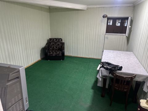 İcarəyə verilir 2 otaqlı köhnə tikili 55 m² — Bakı