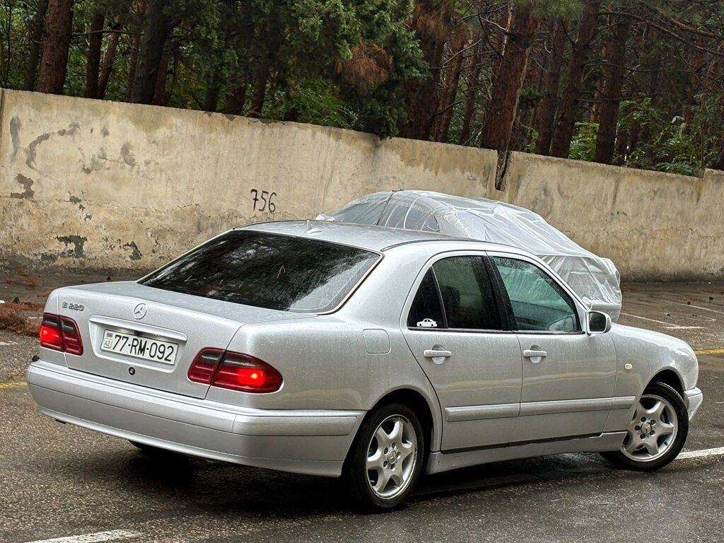 Mercedes E 200, 2.2 L, 1998 il, 245 000 km 77-RM-092 — Avtomobillər, Bakı (2)