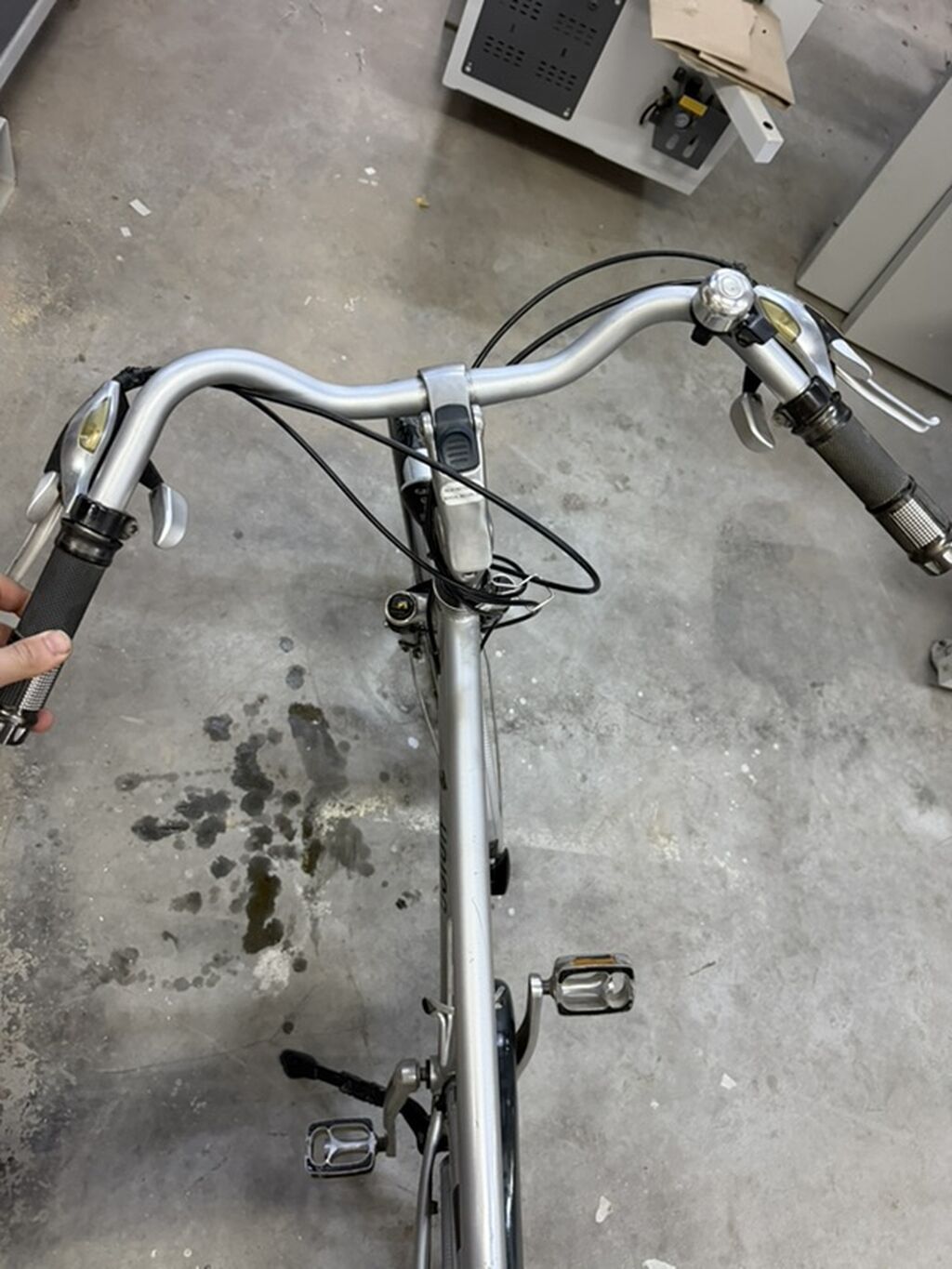 İşlənmiş Şəhər velosipedi 28", sürətlərin sayı: 8, Ünvandan götürmə, Ödənişli çatdırılma — Yol velosipedləri, Bakı (4)