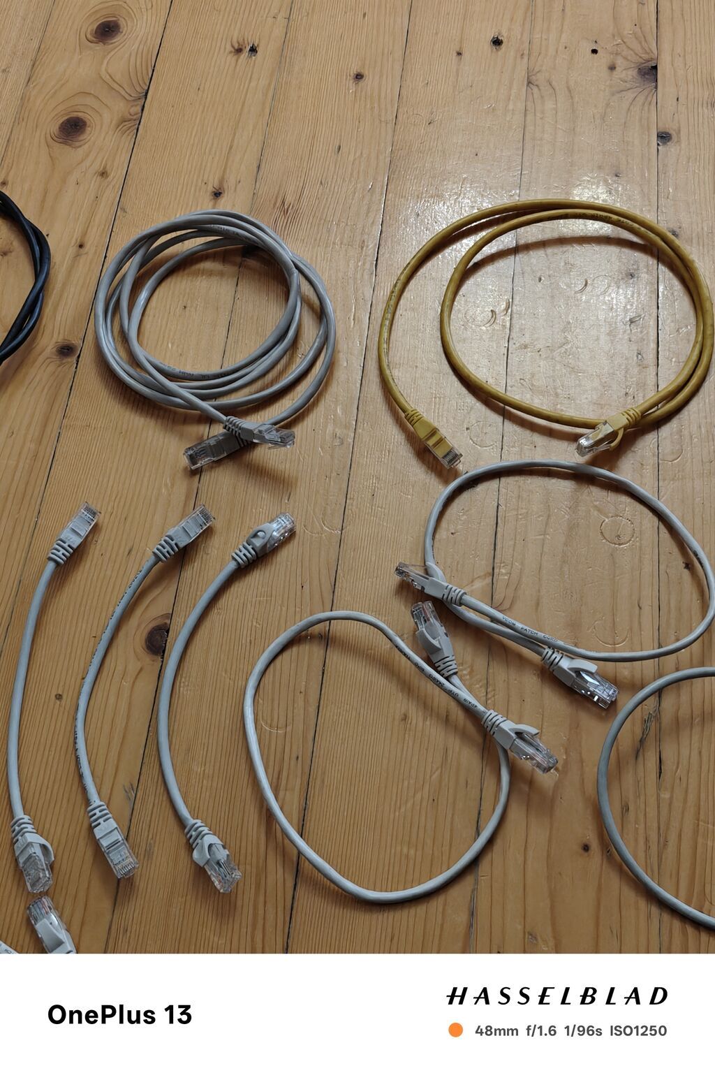 Məhsul: Ethernet (RJ45) şəbəkə kabelləri dəsti Təsvir: - Müxtəlif — Şəbəkə və server avadanlığı, Xırdalan (2)