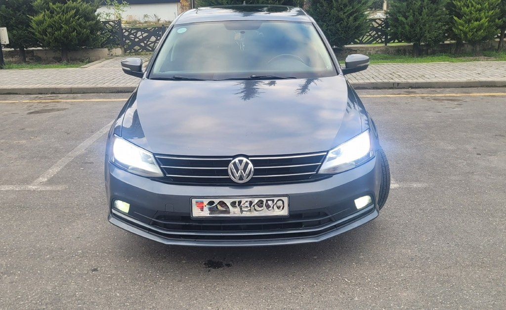 Volkswagen Jetta, 1.8 L, 2015 il, 228 000 km — Avtomobillər, Bakı