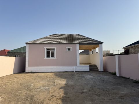 Satılır 2 otaqlı həyət evi/bağ evi 200 m² — Bakı
