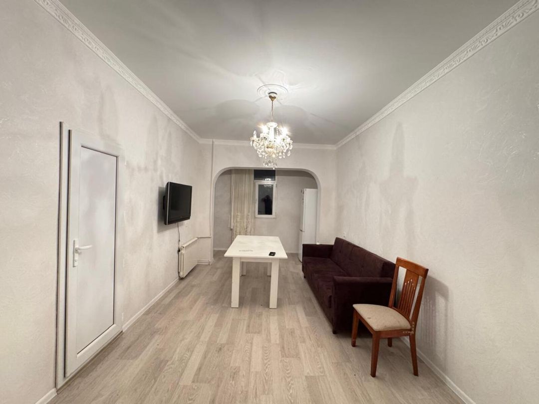 Satılır 2 otaqlı köhnə tikili 45 m² — Mənzil, Bakı (2)