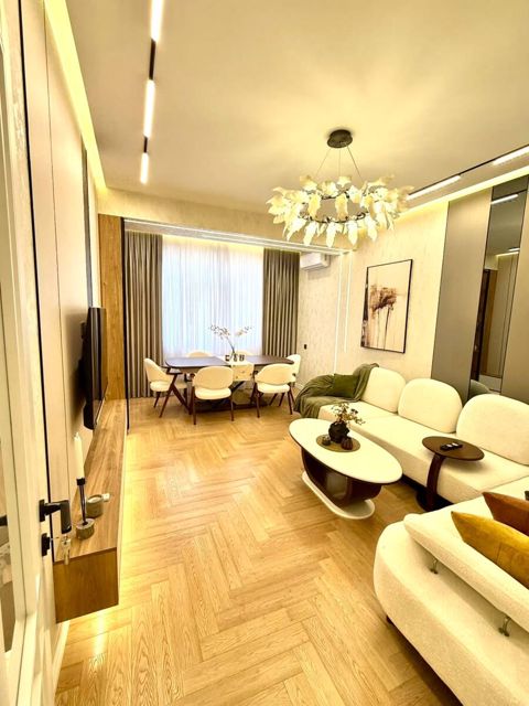 Satılır 3 otaqlı yeni tikili 120 m² — Bakı