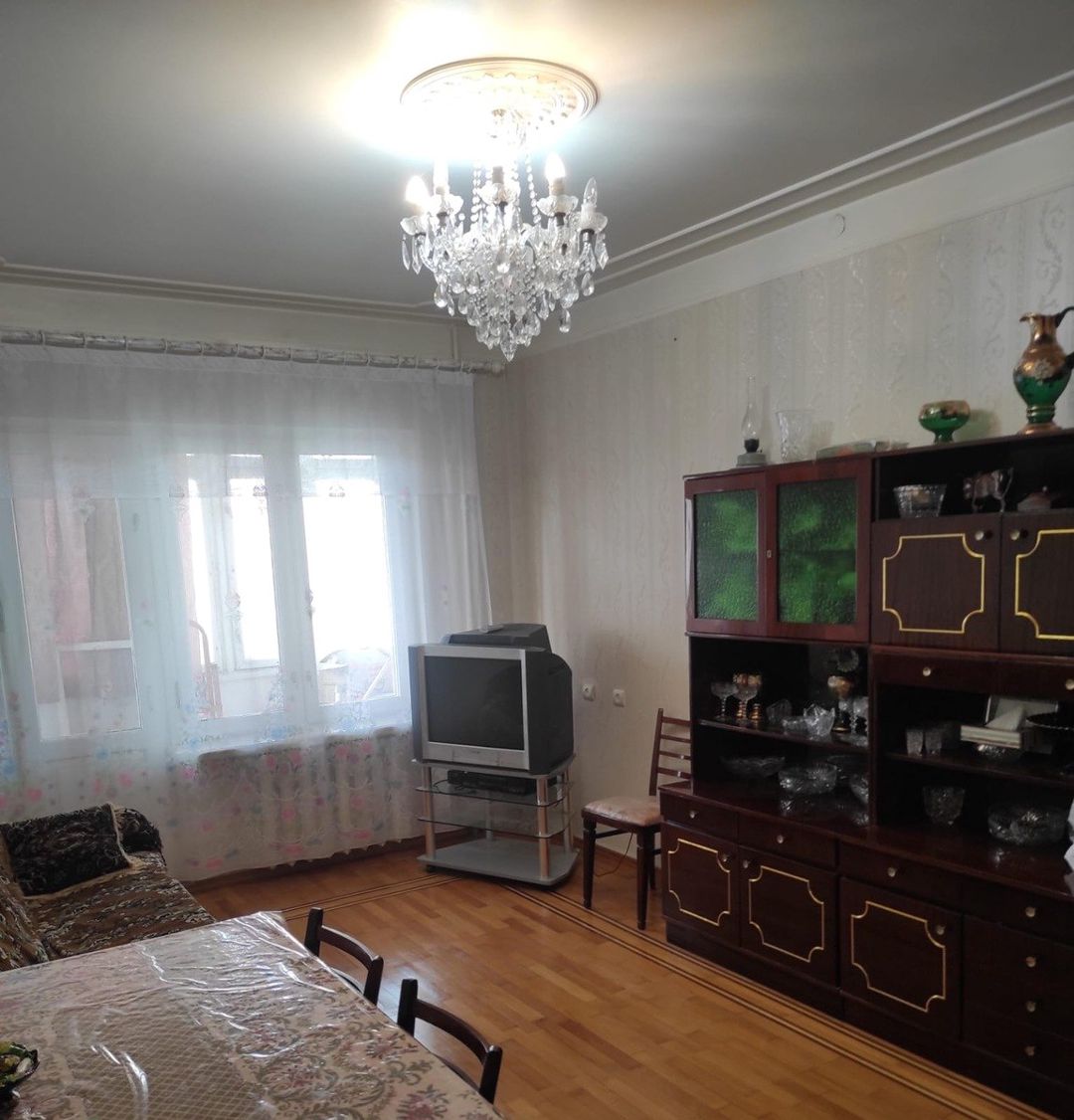 Satılır 3 otaqlı köhnə tikili 90 m² — Mənzil, Bakı