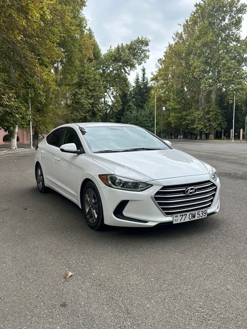 Hyundai Elantra, 2.0 L, 2018 il, 117 000 km — Yevlax