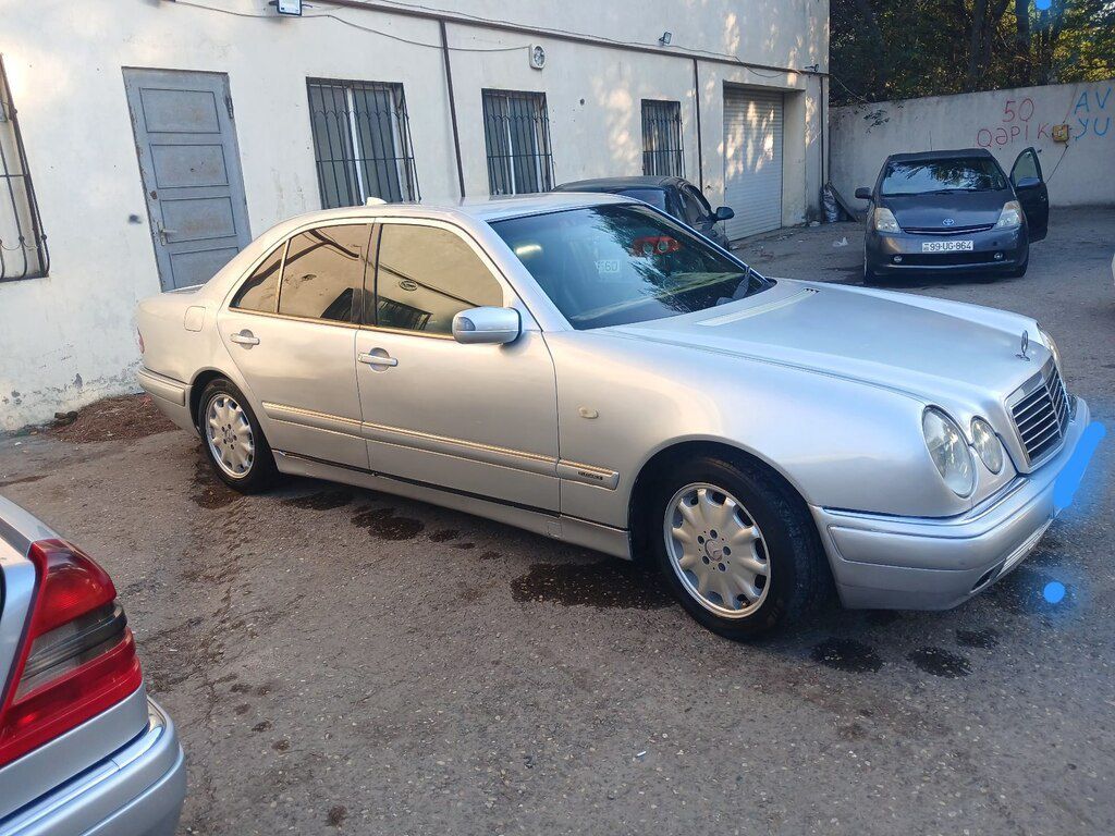Mercedes E 320, 3.2 L, 1995 il, 642 000 km 99-KO-560 — Avtomobillər, Bakı (5)