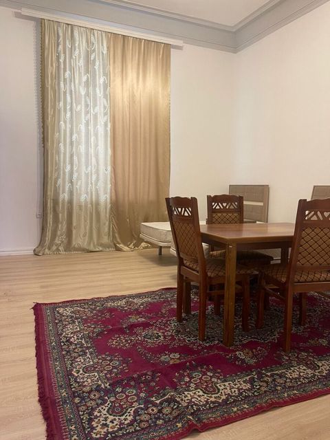 İcarəyə verilir 1 otaqlı köhnə tikili 46 m² — Bakı