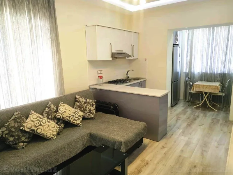 Kirayə verilir 2 otaqlı Mənzil Köhnə tikili 40 m² Bakı, Yasamal r., Elmlər Akademiyası m — Mənzil, Bakı (2)