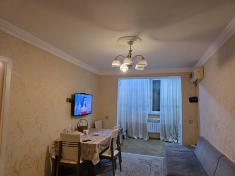 Satılır 2 otaqlı köhnə tikili 55 m² — Bakı