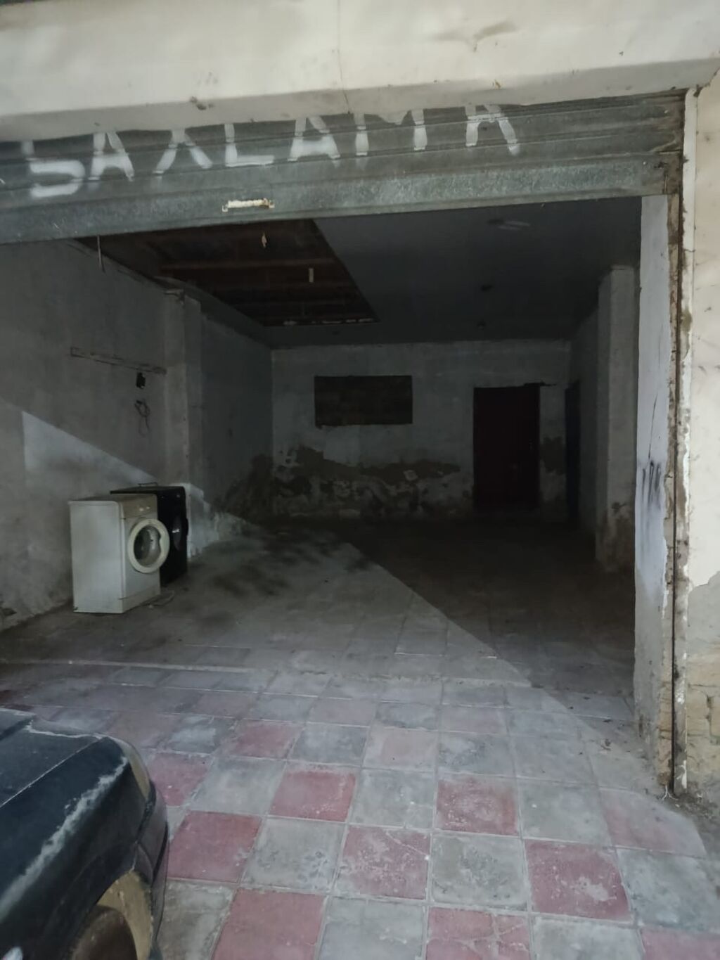 Xırdalanda təzə bazarın yaxınlığında qaraj arendaya verilir.Yalnız — Garaj, Xırdalan
