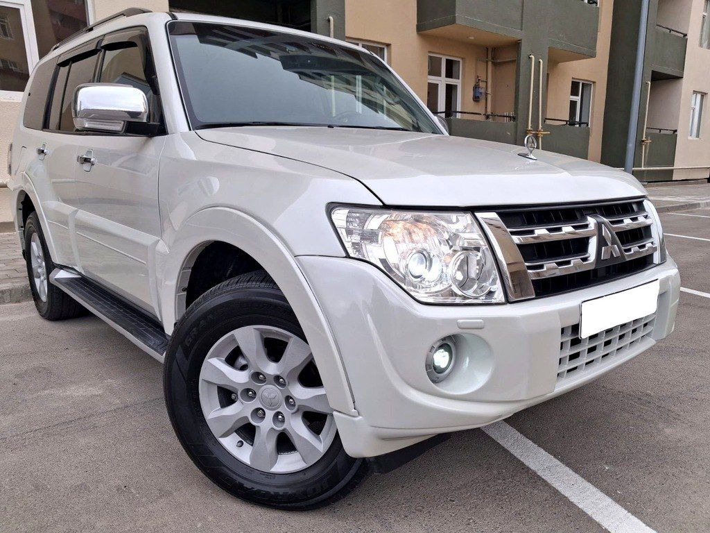 Mitsubishi Pajero, 3.5 L, 2012 il, 209 000 km — Avtomobillər, Bakı (3)
