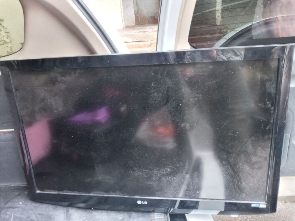 Lg markali televizor 107 diaqonal ideal veziyyetdedir hecbir prablemi — Digər ev texnikası, Bakı (5)