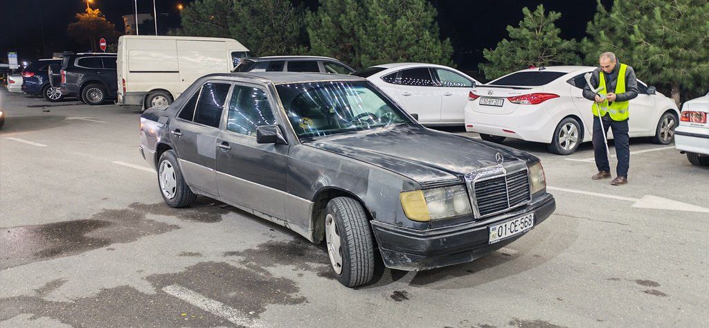 Mercedes E 200, 2.0 L, 1993 il, 274 555 km 01-CE-568 — Avtomobillər, Sumqayıt (8)