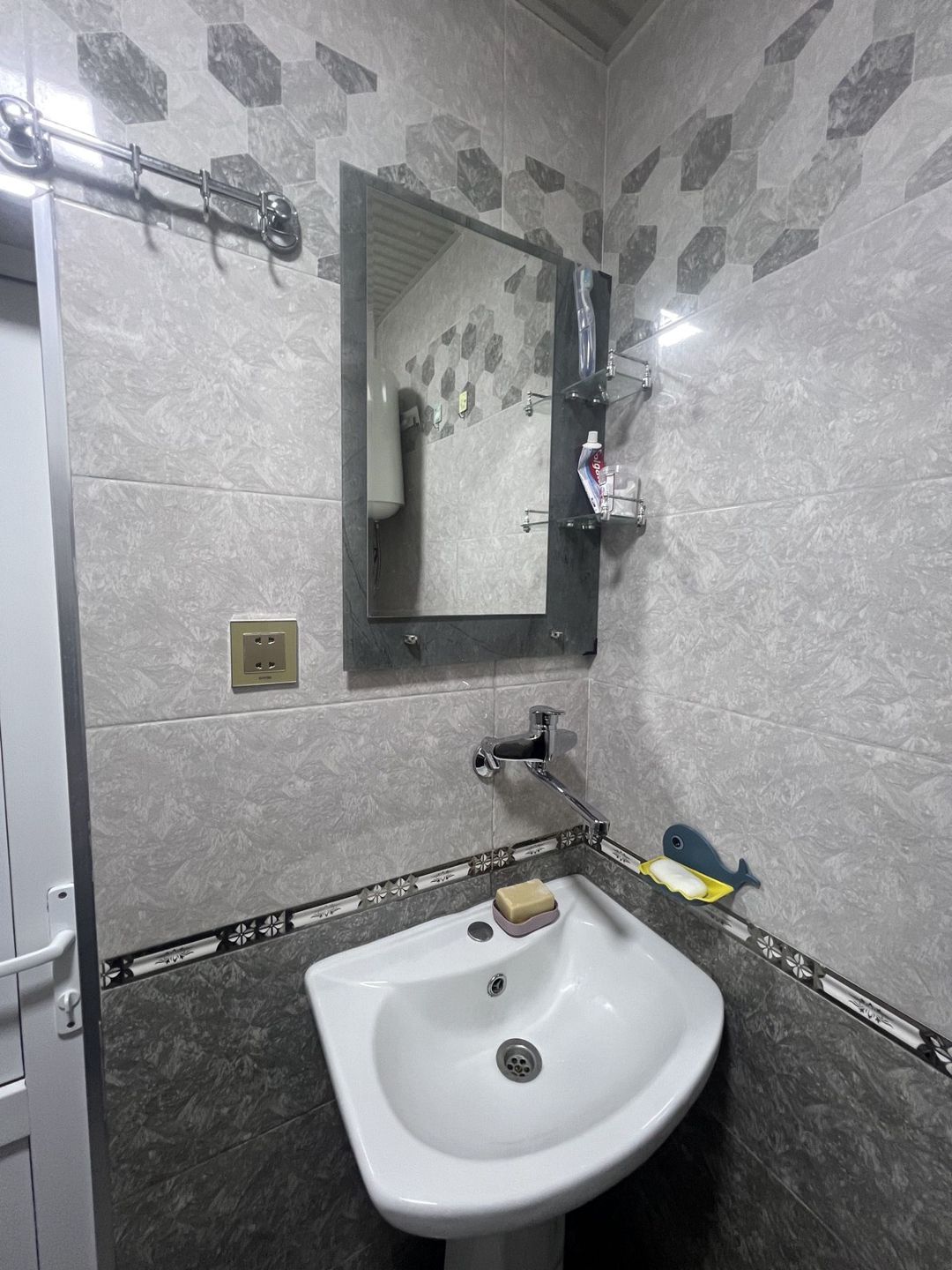 İcarəyə verilir 1 otaqlı köhnə tikili 40 m² — Mənzil, Bakı (6)