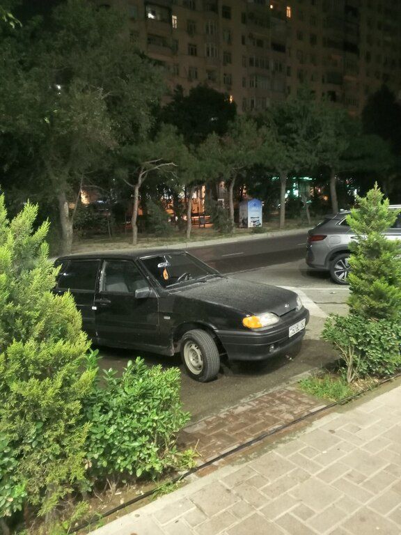 Lada (VAZ) 2115, 1.5 L, 2010 il, 670 000 km 52-BL-182 — Avtomobillər, Salyan (4)
