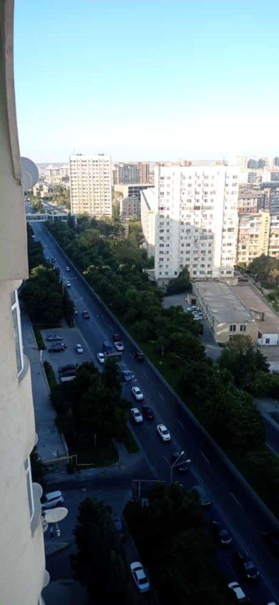 Satılır 4 otaqlı yeni tikili 200 m² — Mənzil, Bakı (2)