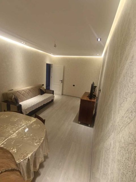 Satılır 2 otaqlı köhnə tikili 50 m² — Bakı