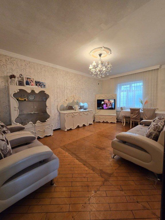 Satılır 3 otaqlı həyət evi/bağ evi 140 m² — Ev, villa, Bakı (2)