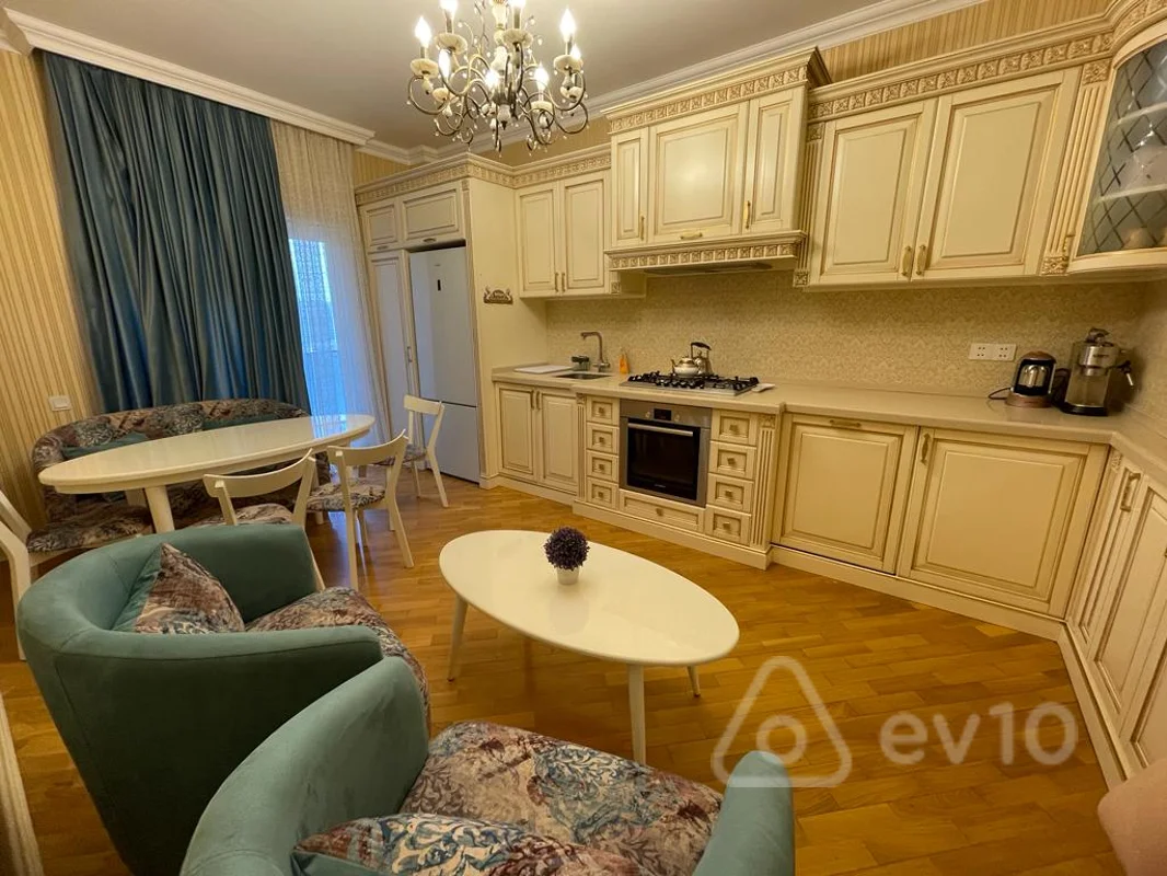 3 otaqlı mənzil, 135 m², Şah İsmayıl Xətai m — kirayə — Mənzil, Bakı (10)