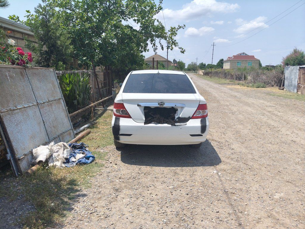 BYD F3, 1.5 L, 2013 il, 250 000 km — Avtomobillər, Bakı (2)
