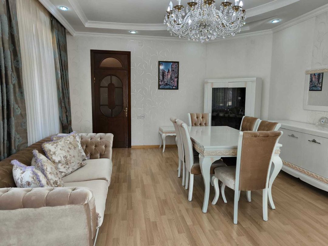 Satılır 4 otaqlı həyət evi/bağ evi 325 m² — Ev, villa, Bakı (4)