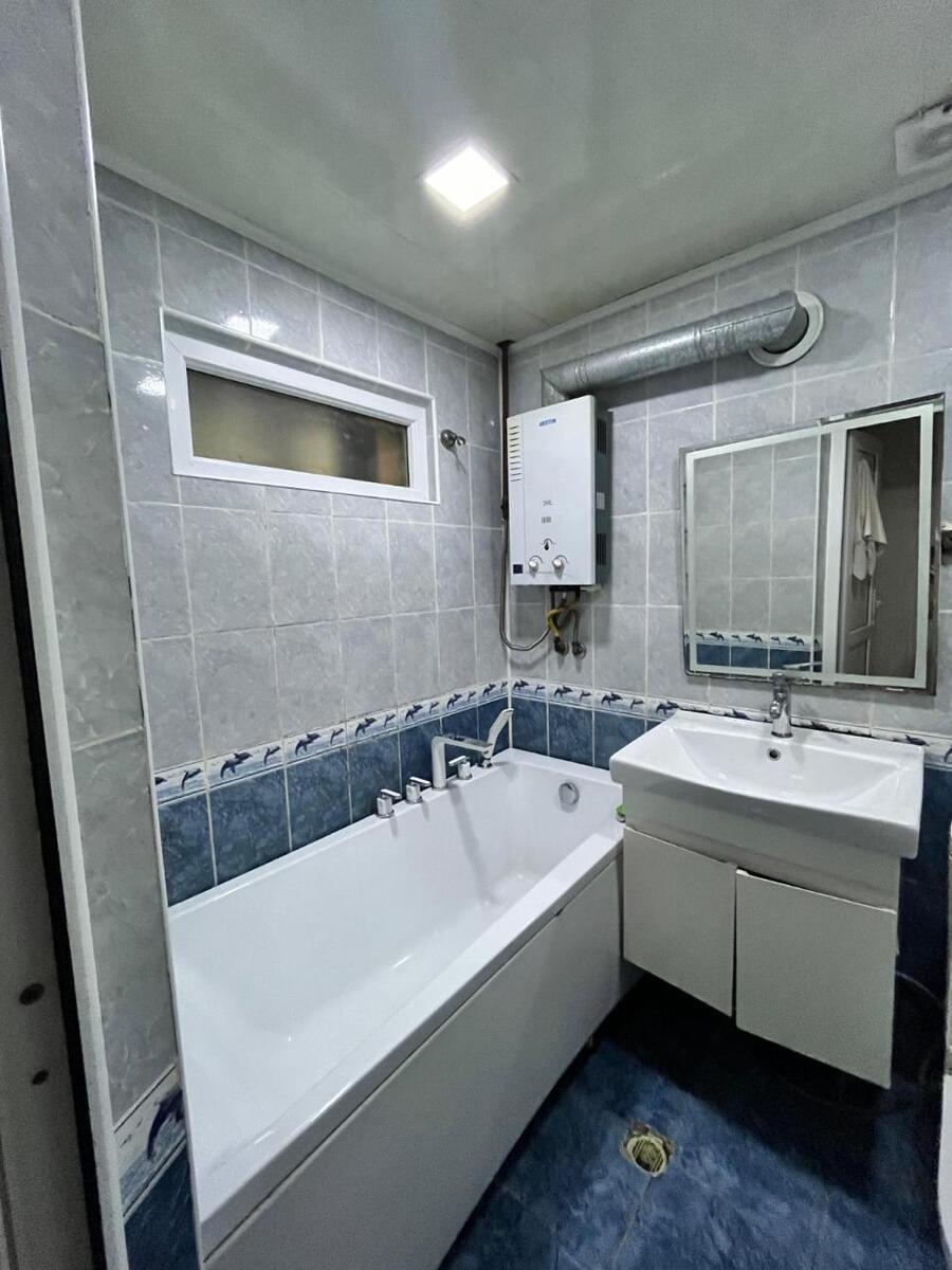İcarəyə verilir 2 otaqlı köhnə tikili 50 m² — Mənzil, Bakı (5)