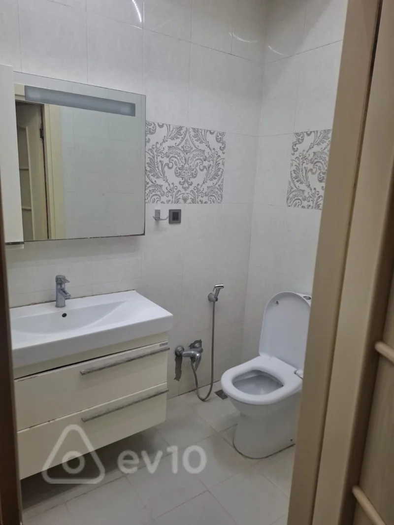 3 otaqlı mənzil, 125 m², Yusif Vəzir Çəmənzəminli küçəsi — kirayə — Mənzil, Bakı (11)