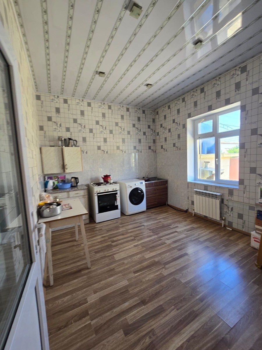 Satılır 4 otaqlı həyət evi/bağ evi 150 m² — Ev, villa, Bakı (12)