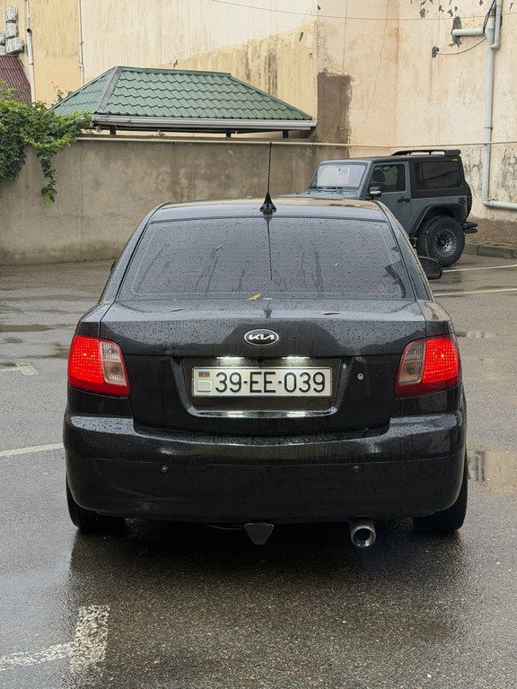 Kia Rio, 1.5 L, 2006 il, 348 000 km 39-EE-039 — Avtomobillər, Bakı (8)