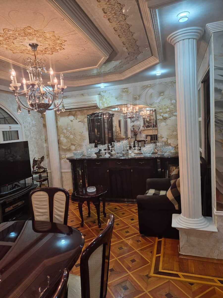 Satılır 5 otaqlı köhnə tikili 150 m² — Mənzil, Bakı (4)