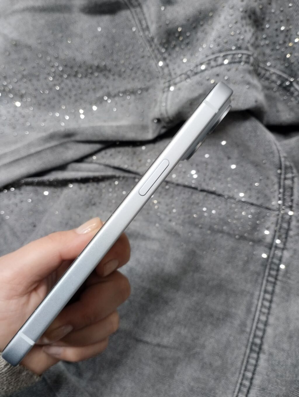 IPhone 15, Ağ, Face ID — Apple iPhone, Bakı (5)