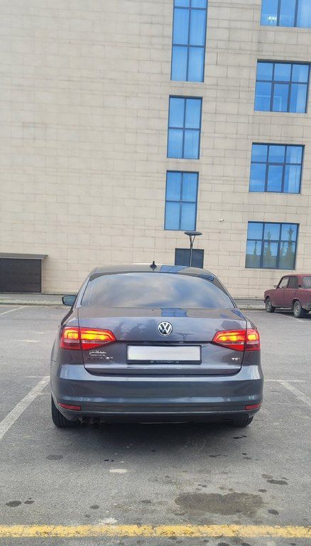 Volkswagen Jetta, 1.8 L, 2015 il, 228 000 km — Avtomobillər, Bakı (2)