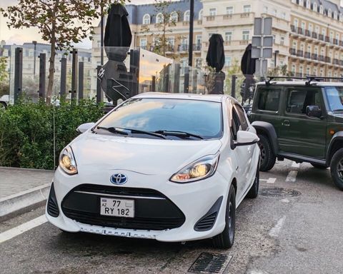 Toyota Aqua, 1.5 L, 0.87 kWh, 2018 il, 159 325 km — Bakı