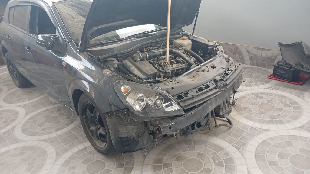 Opel Astra: 1.3 l 2006 il 33000 km Hetçbek — Avtomobillər, Yevlax (2)