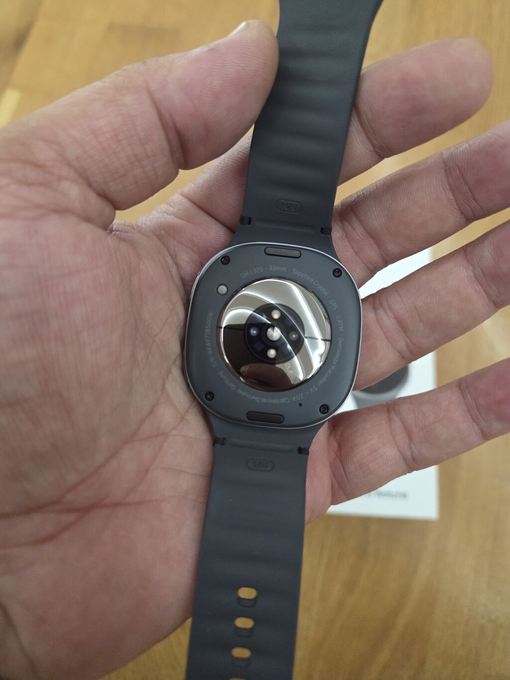 Samsung Galaxy Watch 8 ideal vezyetde nokte bele ciziq yoxdu 40 mm — Ağıllı saatlar, Sumqayıt (5)