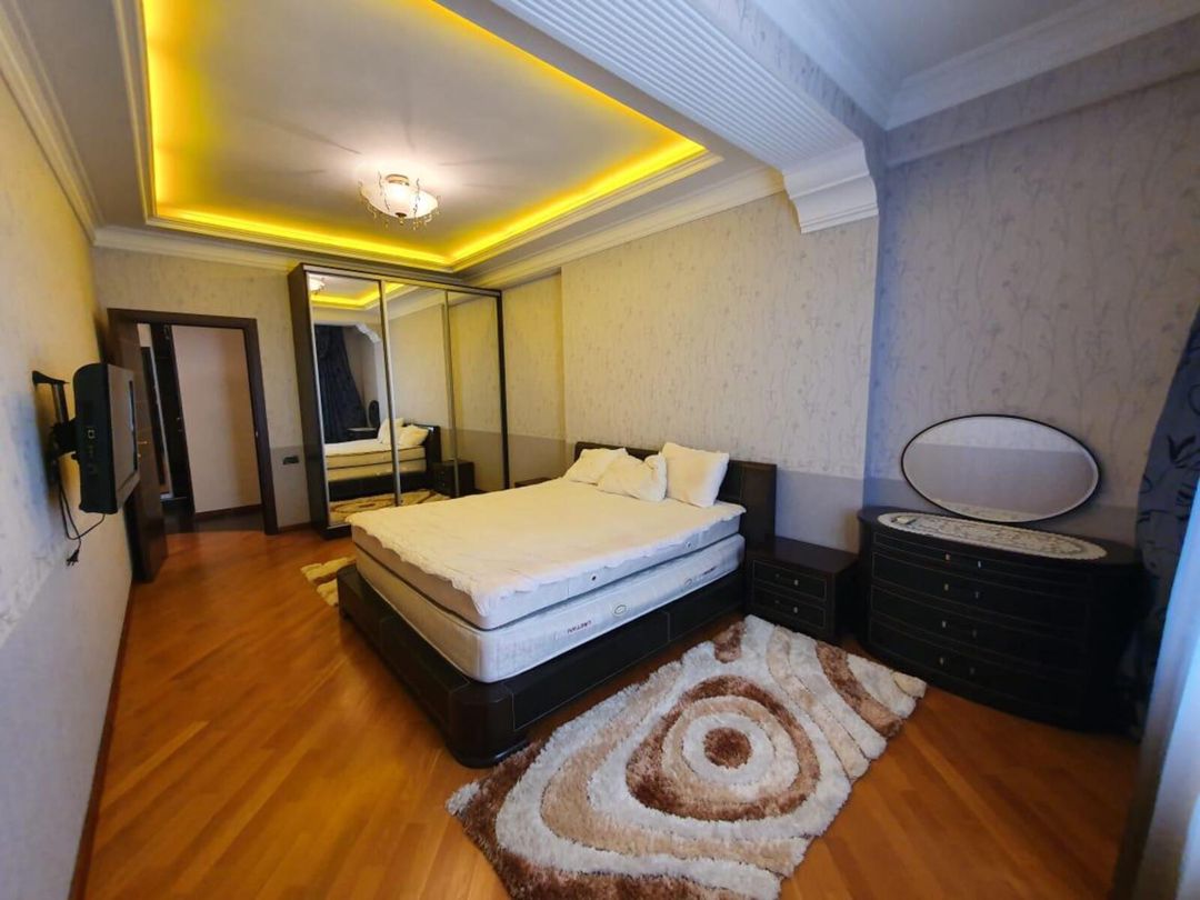 Satılır 2 otaqlı yeni tikili 120 m² — Mənzil, Bakı
