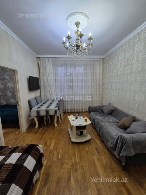 Satılır 3 otaqlı Bina evi menzil (Yeni tikili), 72 m², 10-cu mikrorayon — Sumqayıt