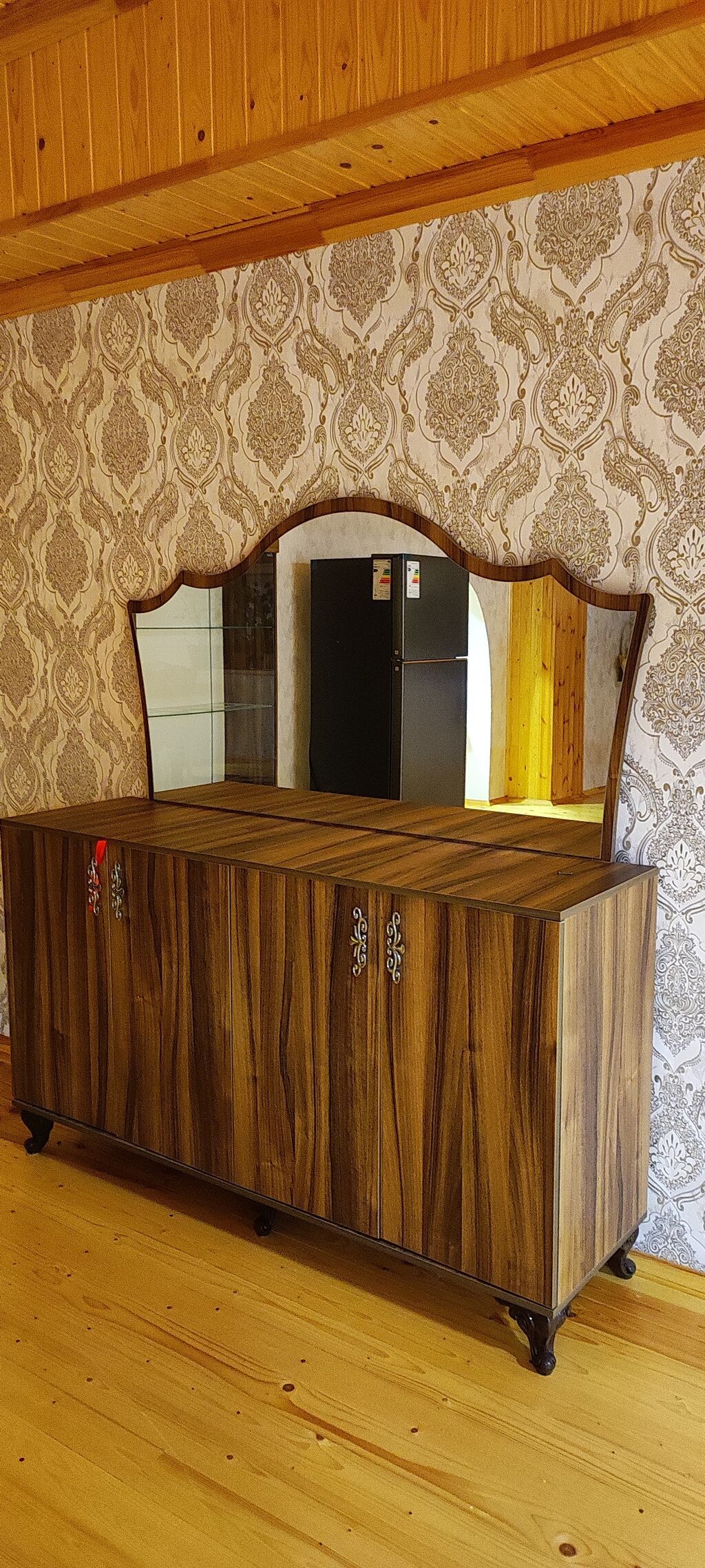 Bufet satılır.1 həftədir alınıb.istəyən olsa əlaqə saxlasın — Şkaflar, Şamaxı