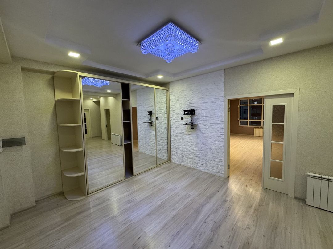 İcarəyə verilir 4 otaqlı yeni tikili 140 m² — Mənzil, Bakı (3)