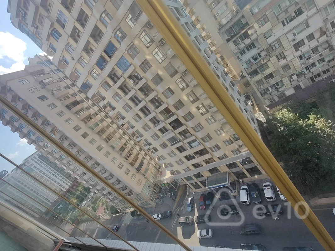 3 otaqlı mənzil, 90 m², Vergilər Nazirliyi — Bakı