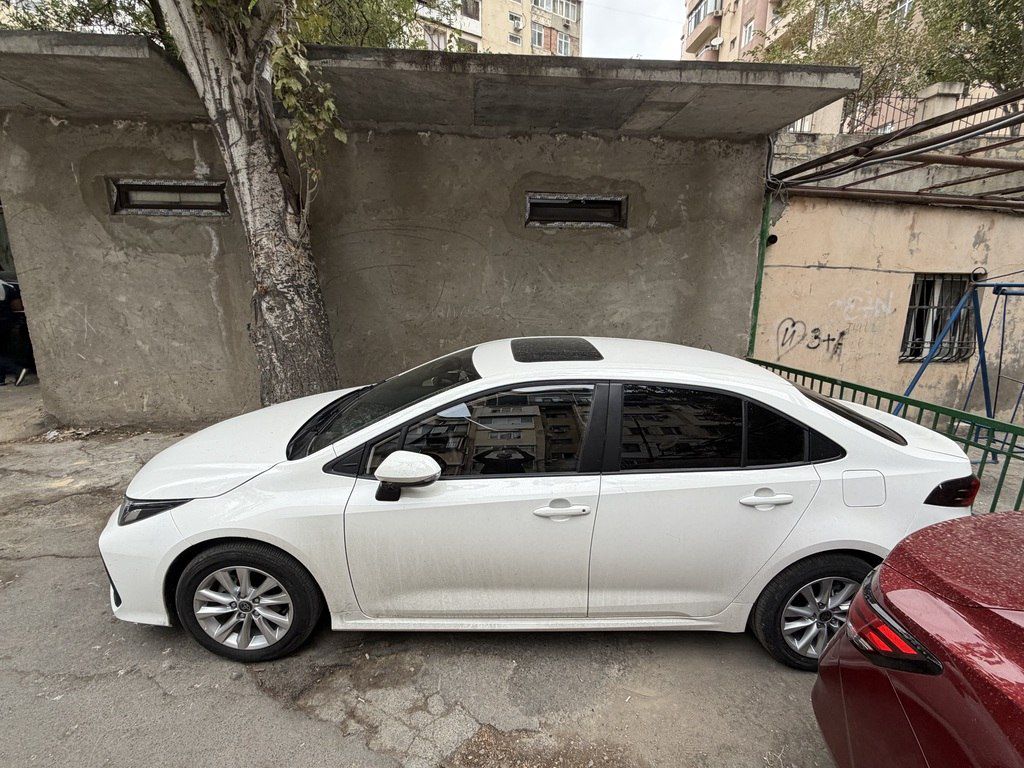 Toyota Corolla, 1.8 L, 0.85 kWh, 2025 il, 5 400 km 10-CC-407 — Avtomobillər, Bakı (5)